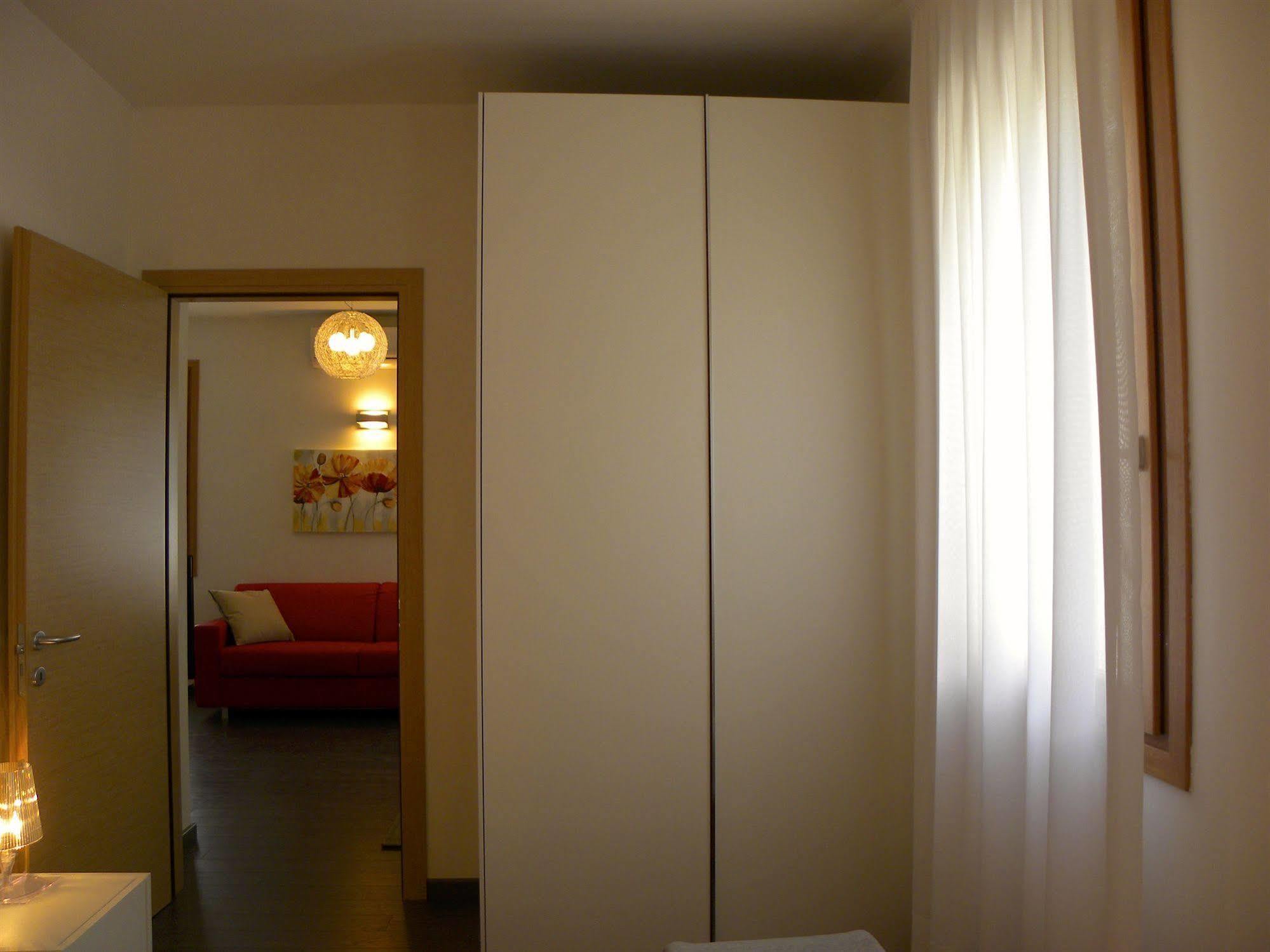 Venice Apartments Dante Mestre Ngoại thất bức ảnh