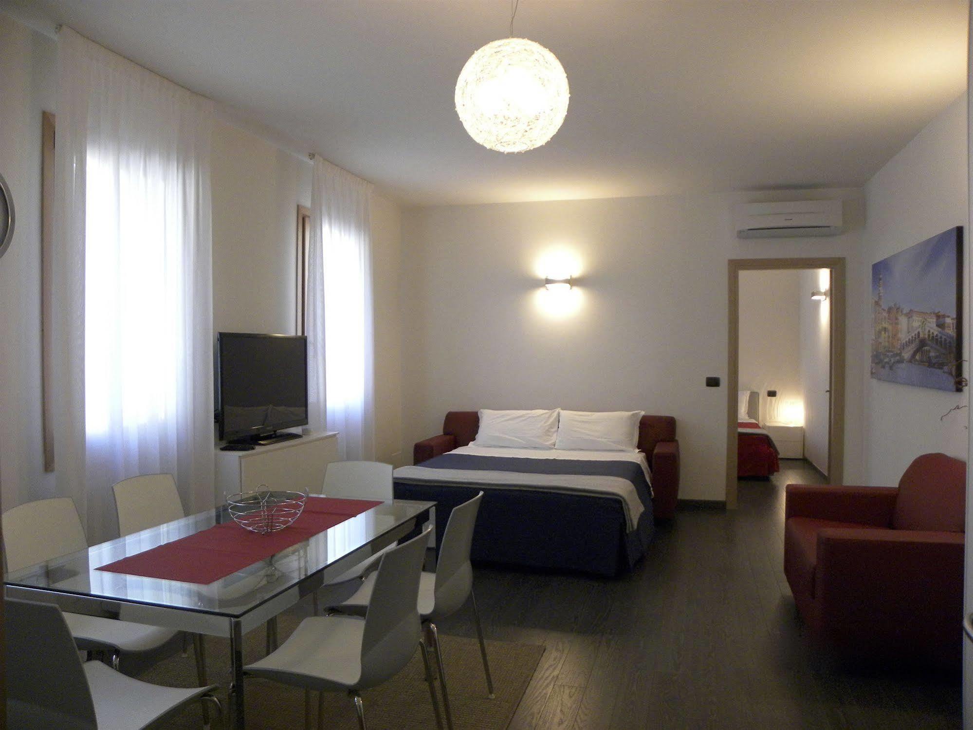 Venice Apartments Dante Mestre Ngoại thất bức ảnh
