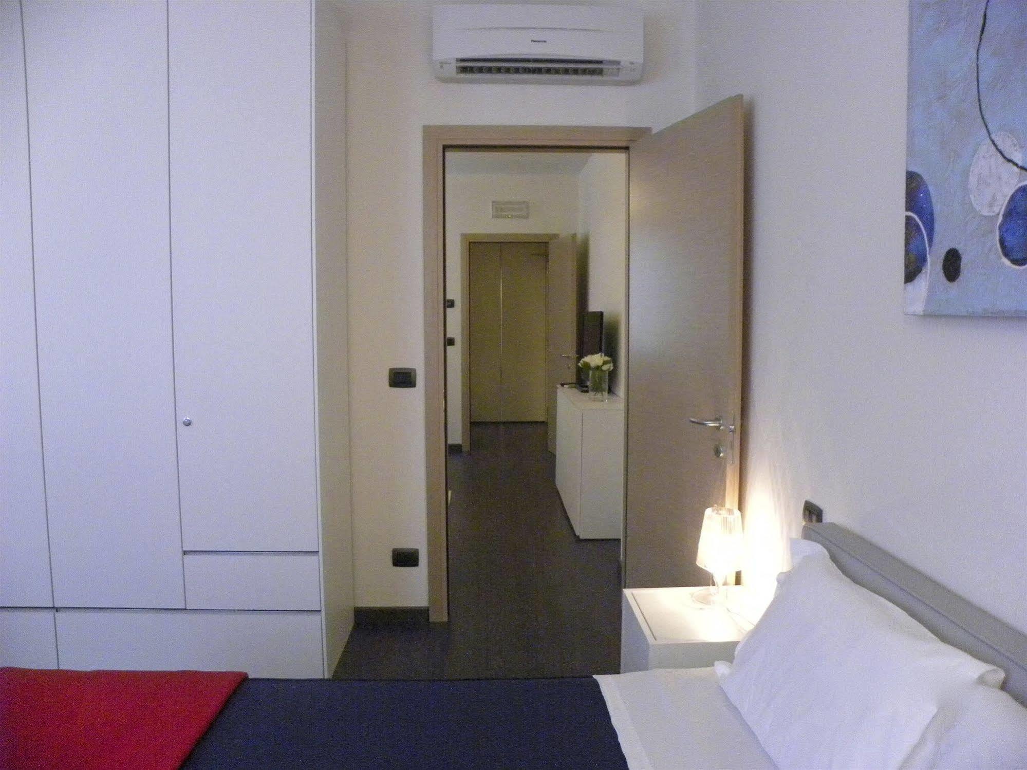 Venice Apartments Dante Mestre Ngoại thất bức ảnh